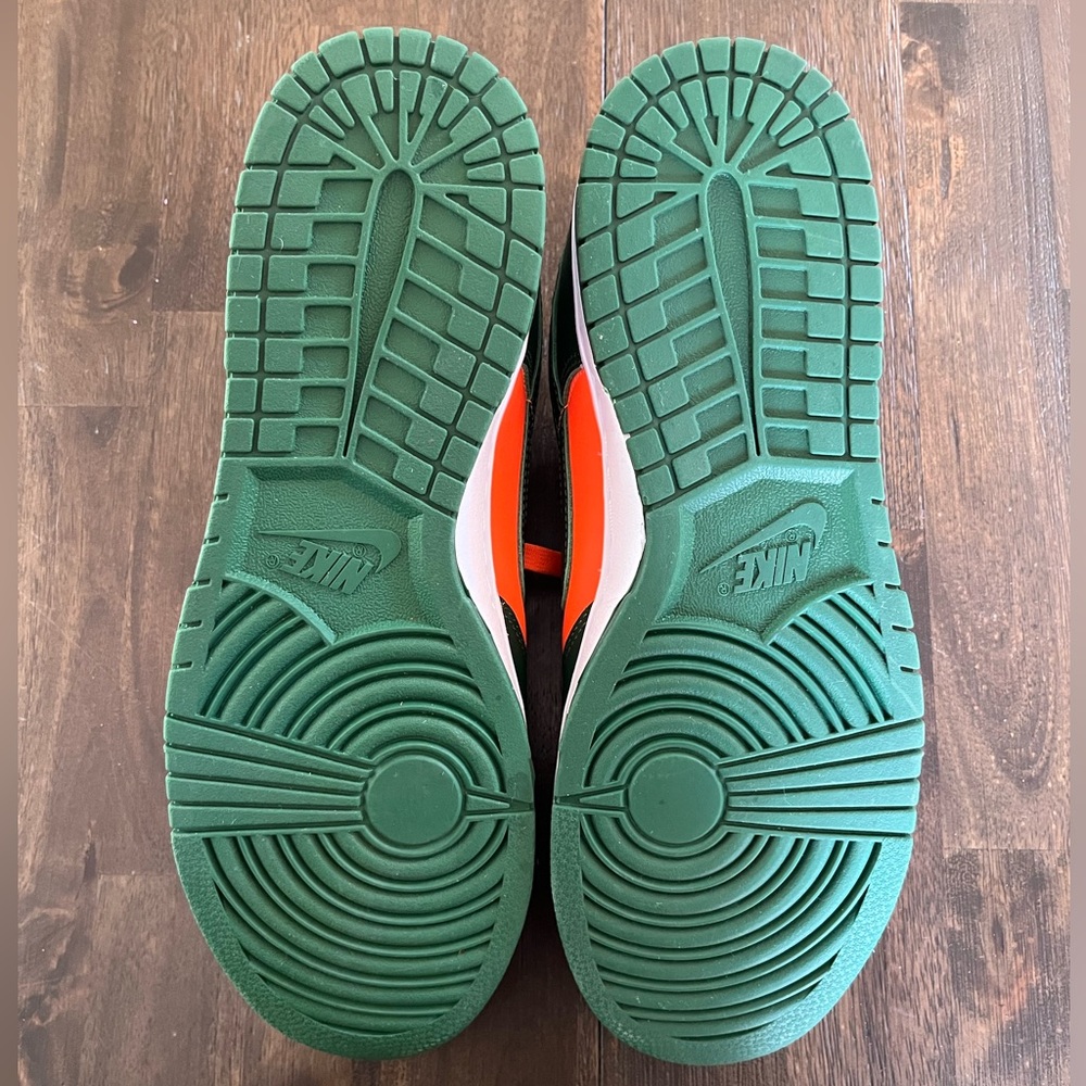 Nike Dunk Low Miami Hurricanes - Picture 4 of 5